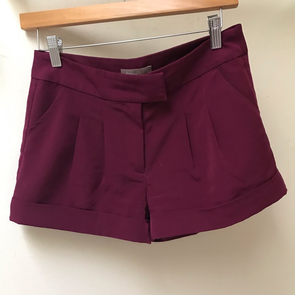 3 for 12 | Classy burgundy hemmed shorts size 6